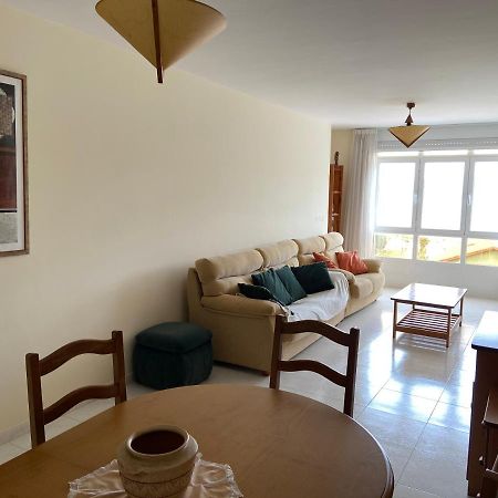 Apartamento En Primera Linea De Playa En Laxe Exterior photo